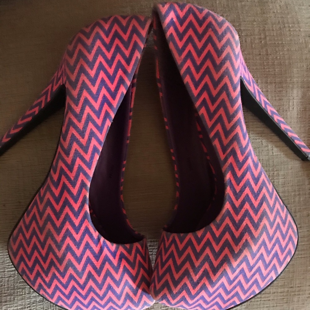 Pink& purple Pump heels size 8